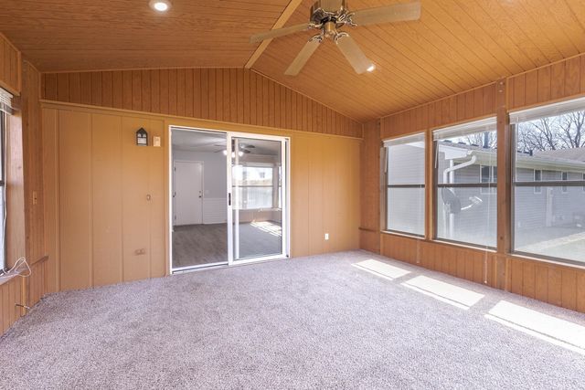 1312 Nicki Drive, Bloomington, IL 61704