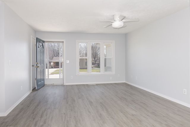 1312 Nicki Drive, Bloomington, IL 61704