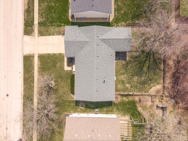 1312 Nicki Drive, Bloomington, IL 61704