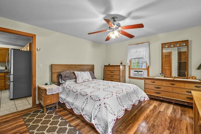 9 22nd St, Wareham, MA 02558