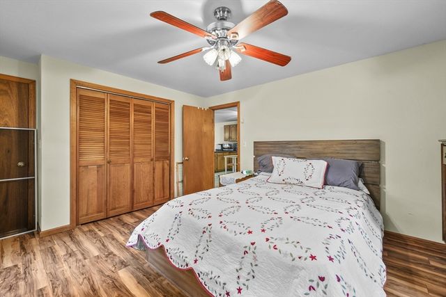 9 22nd St, Wareham, MA 02558