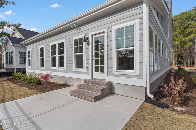 389 Blossom Tree Lane SE, Bolivia, NC 28422