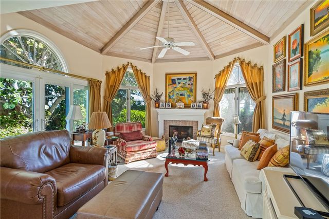 210 N Camelia Court, Vero Beach, FL 32963