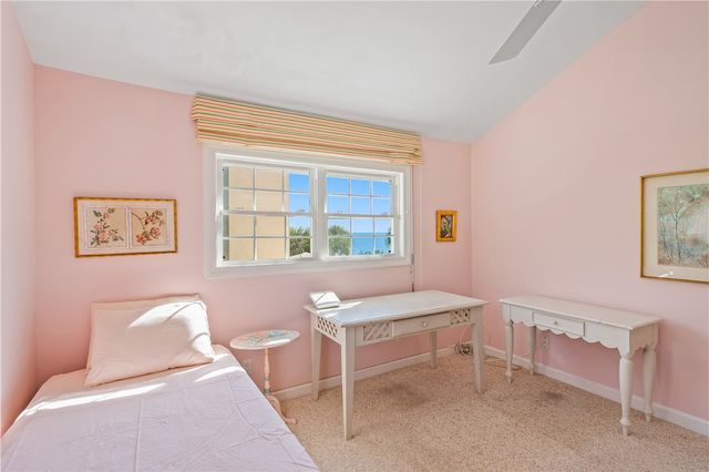 210 N Camelia Court, Vero Beach, FL 32963