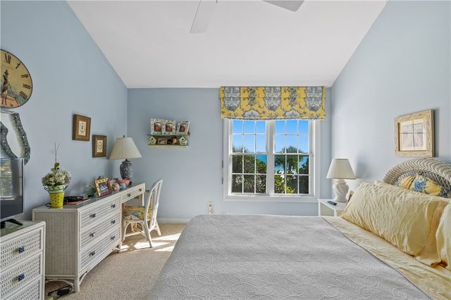 210 N Camelia Court, Vero Beach, FL 32963