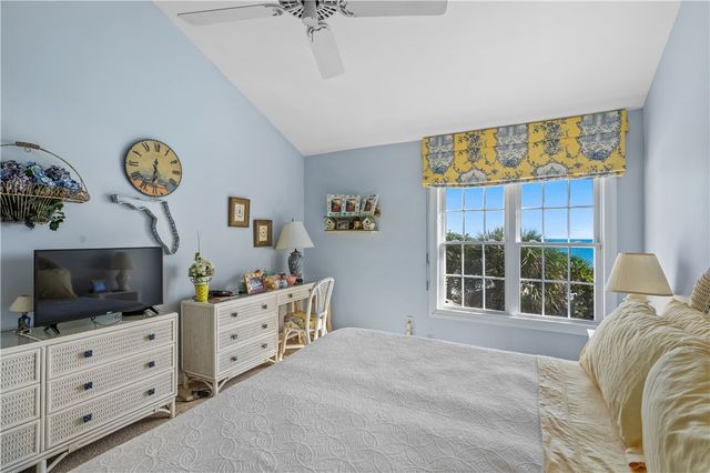 210 N Camelia Court, Vero Beach, FL 32963