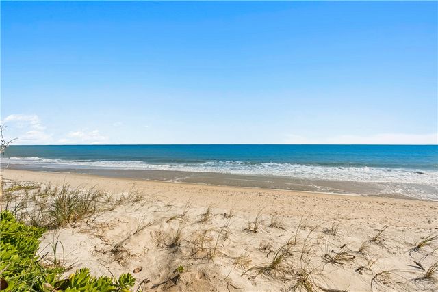 210 N Camelia Court, Vero Beach, FL 32963