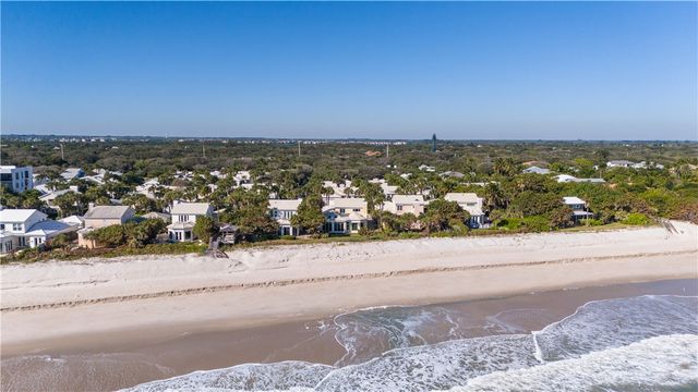 210 N Camelia Court, Vero Beach, FL 32963