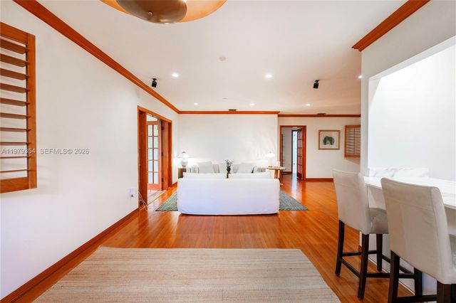 1449 Baracoa Ave, Coral Gables, FL 33146