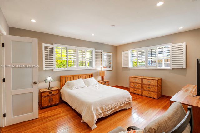 1449 Baracoa Ave, Coral Gables, FL 33146