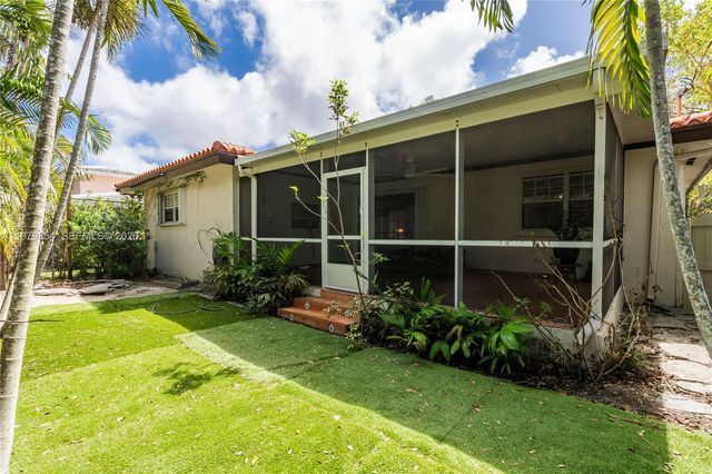 1449 Baracoa Ave, Coral Gables, FL 33146