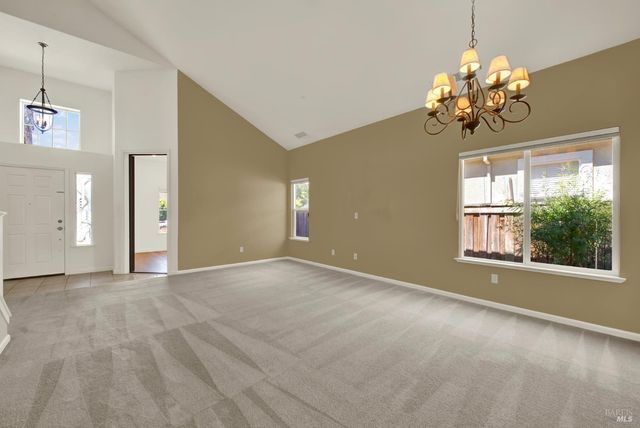 582 Picasso Ct, Fairfield, CA 94534