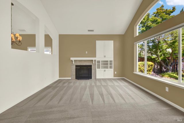 582 Picasso Ct, Fairfield, CA 94534