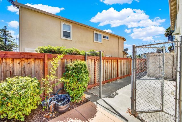 582 Picasso Ct, Fairfield, CA 94534