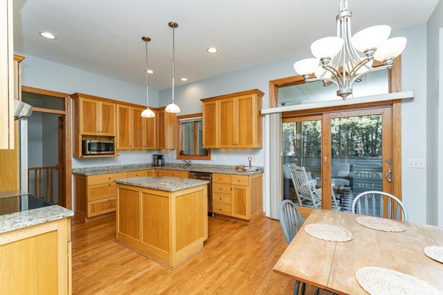 3057 Scanlan Lane NE, Rochester, MN 55906