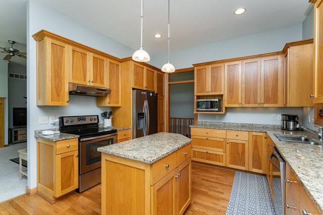 3057 Scanlan Lane NE, Rochester, MN 55906