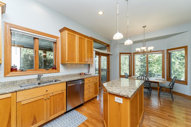 3057 Scanlan Lane NE, Rochester, MN 55906