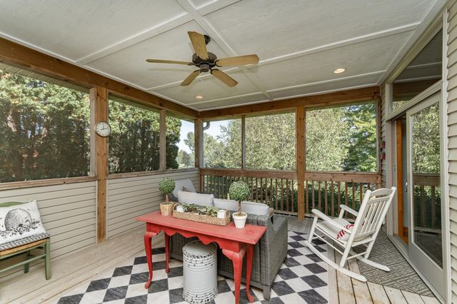 3057 Scanlan Lane NE, Rochester, MN 55906