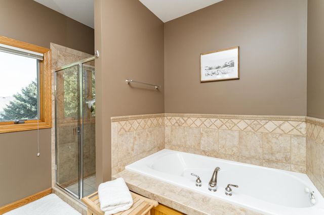 3057 Scanlan Lane NE, Rochester, MN 55906