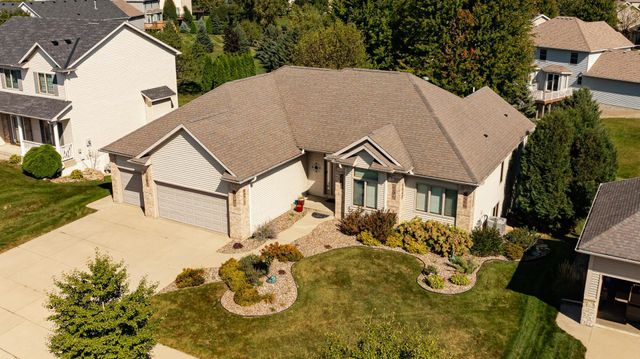 3057 Scanlan Lane NE, Rochester, MN 55906