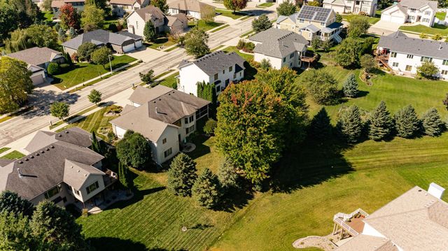 3057 Scanlan Lane NE, Rochester, MN 55906