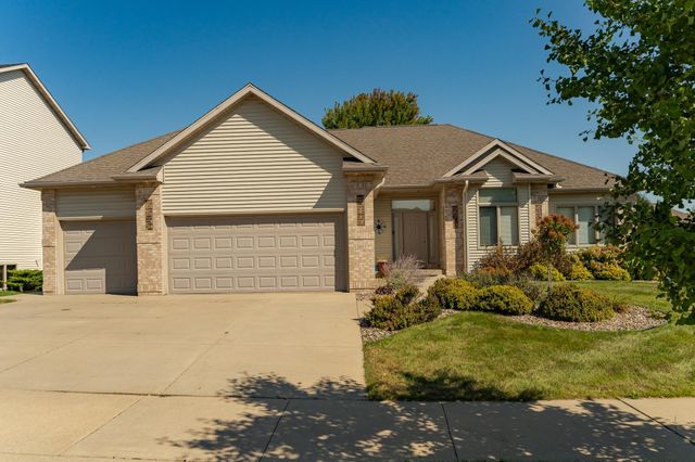 3057 Scanlan Lane NE, Rochester, MN 55906
