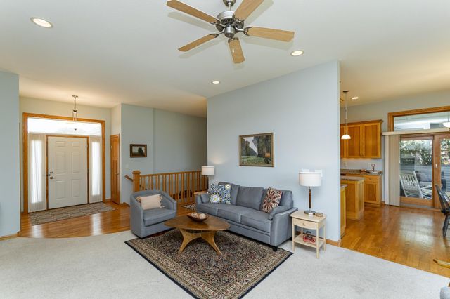 3057 Scanlan Lane NE, Rochester, MN 55906