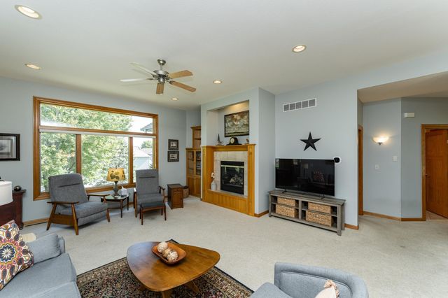 3057 Scanlan Lane NE, Rochester, MN 55906