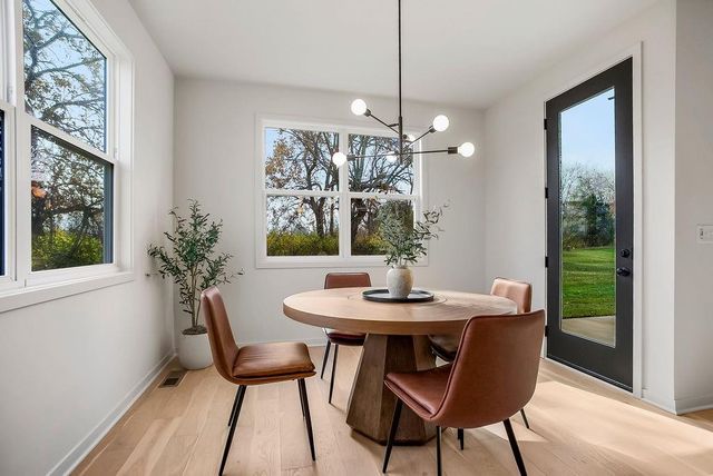 18221 W 168th Terrace, Olathe, KS 66062