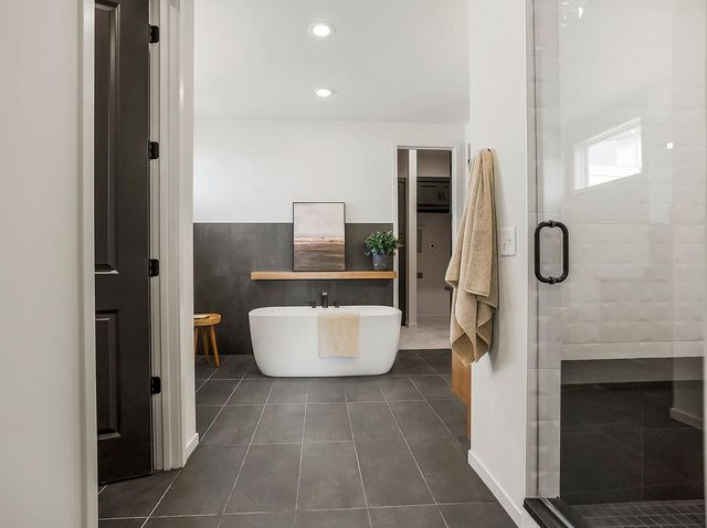 18221 W 168th Terrace, Olathe, KS 66062