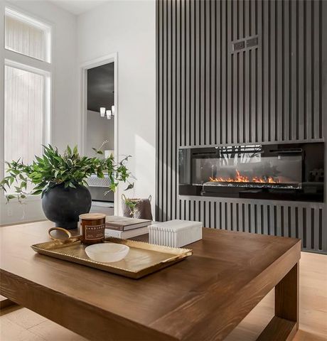 18221 W 168th Terrace, Olathe, KS 66062