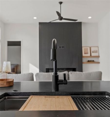 18221 W 168th Terrace, Olathe, KS 66062