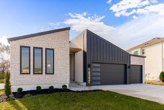 18221 W 168th Terrace, Olathe, KS 66062