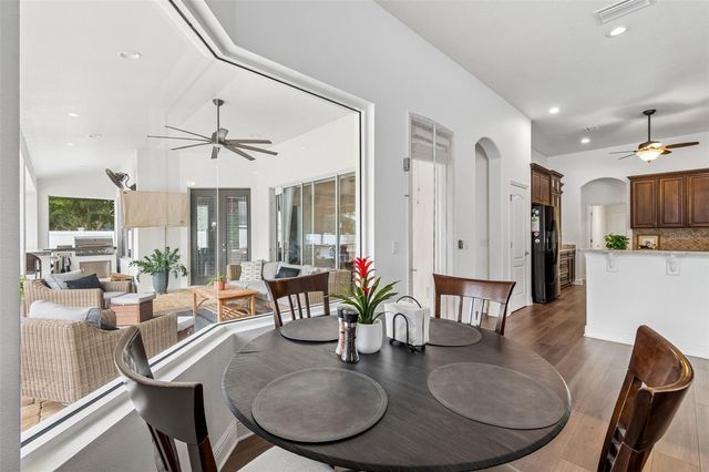 10524 MISTFLOWER LANE, Tampa, FL 33647