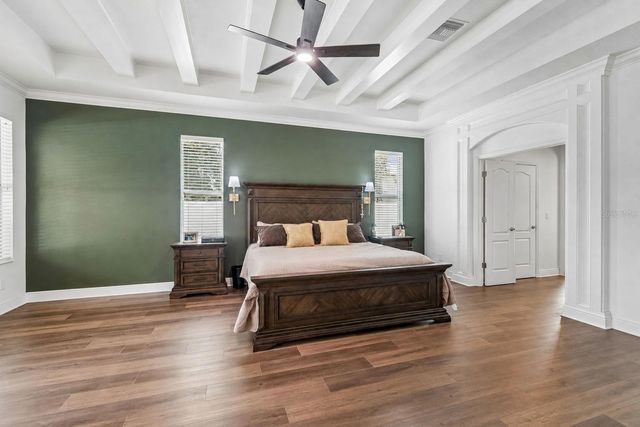 10524 MISTFLOWER LANE, Tampa, FL 33647