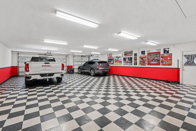 10524 MISTFLOWER LANE, Tampa, FL 33647