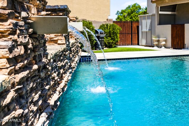 3017 W Hayward Avenue, Phoenix, AZ 85051