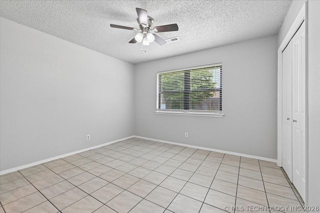 2601 S Redbud Avenue, Broken Arrow, OK 74012