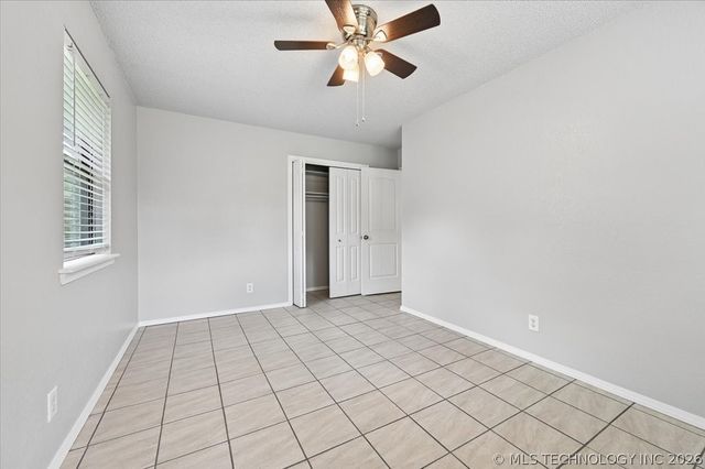 2601 S Redbud Avenue, Broken Arrow, OK 74012