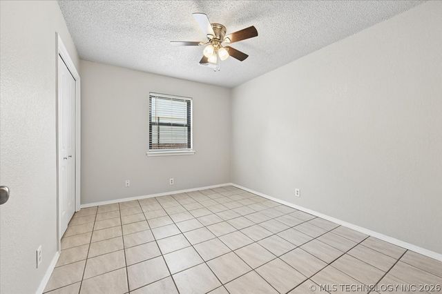 2601 S Redbud Avenue, Broken Arrow, OK 74012