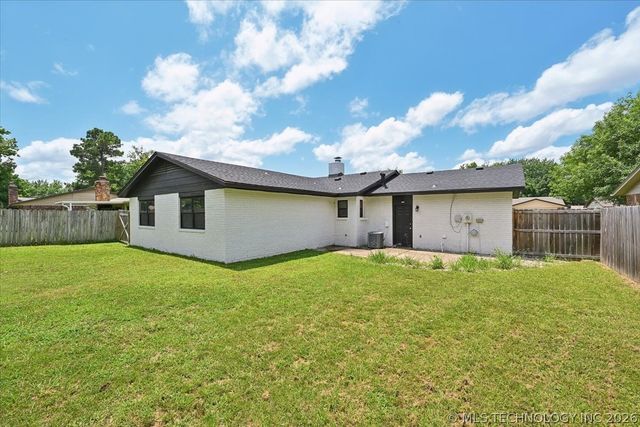 2601 S Redbud Avenue, Broken Arrow, OK 74012