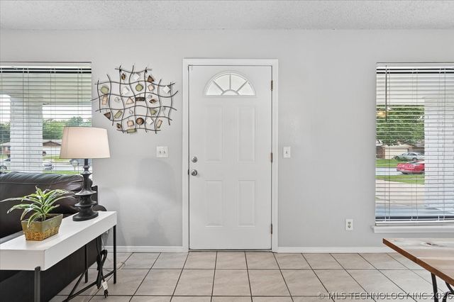 2601 S Redbud Avenue, Broken Arrow, OK 74012