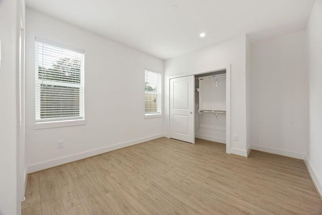 2125 Hoskins Drive D, Houston, TX 77080