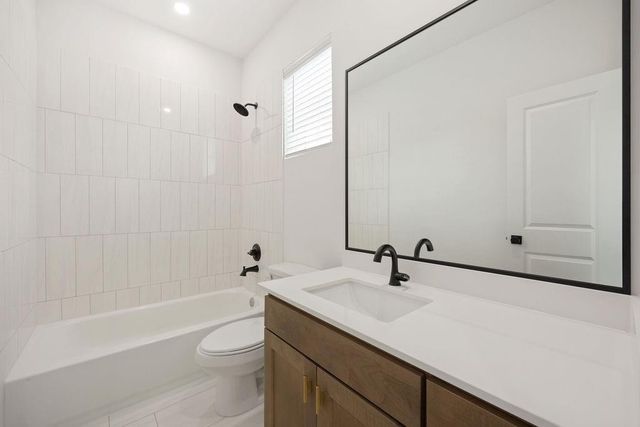 2125 Hoskins Drive D, Houston, TX 77080