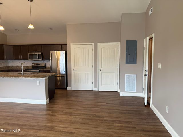 48 Bavarian Way 125, Altamont, NY 12009