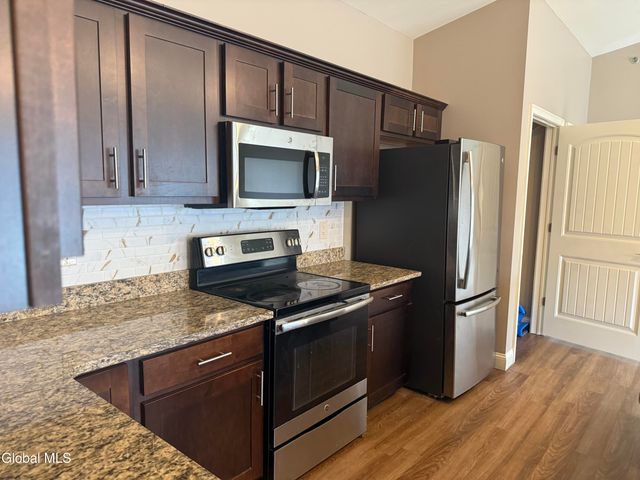 48 Bavarian Way 125, Altamont, NY 12009