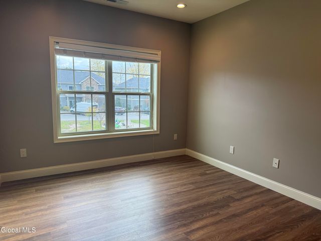 48 Bavarian Way 125, Altamont, NY 12009