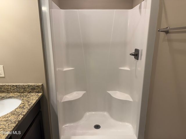 48 Bavarian Way 125, Altamont, NY 12009