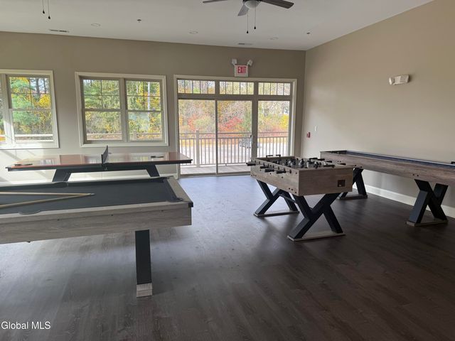 48 Bavarian Way 125, Altamont, NY 12009