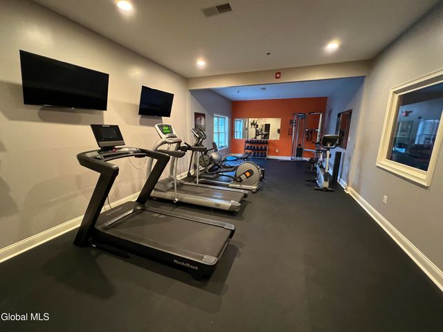 48 Bavarian Way 125, Altamont, NY 12009